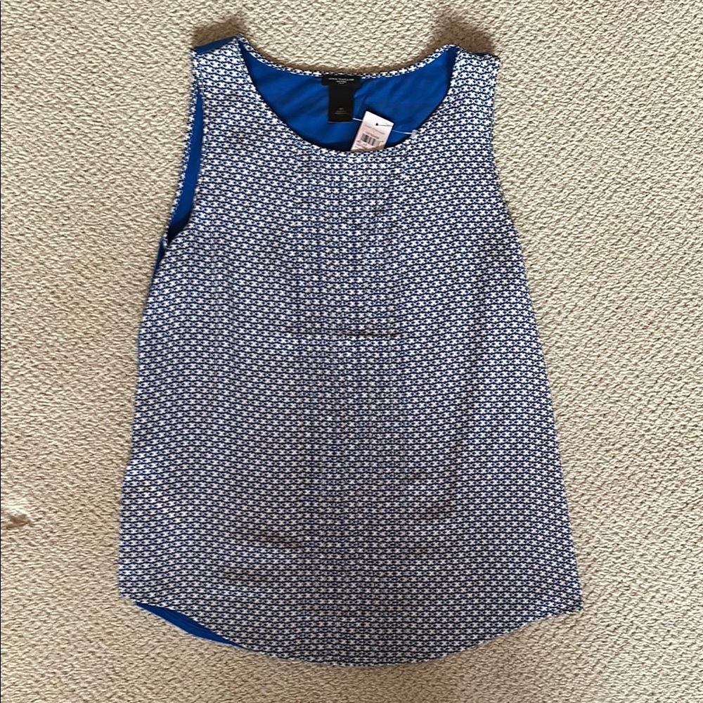 NEW Ann Taylor Sleeveless Patterned Blouse Size Medium